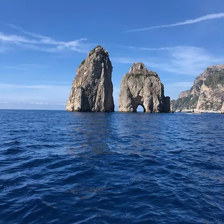 Capri Charter Hotel en barco *